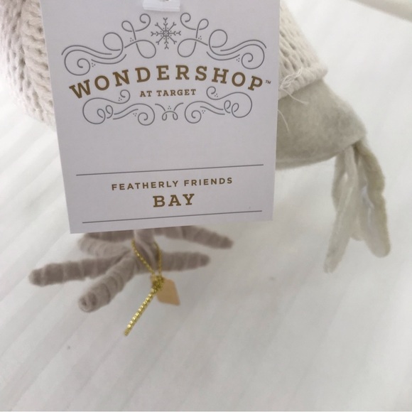 Target Wondershop Featherly Friends Bay Fabric Bird Figurine NWT 2023 6.25" - Picture 11 of 12